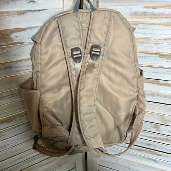 PACSAFE SLINGSAFE SERIES Travel Daypack Backpack Tan Anti Theft Luggage - Picture 5 of 15